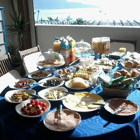 Baia Delle Sirene B&B 지아르디니낙소스